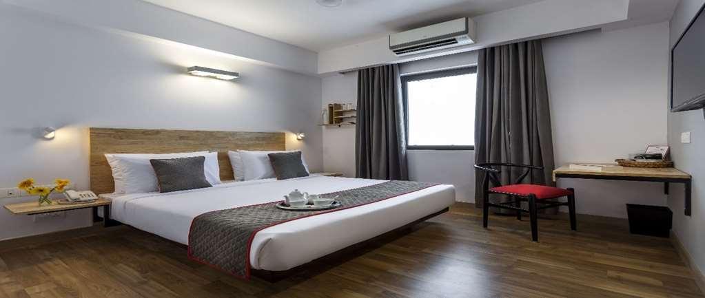 Oyo Townhouse 5 Jubilee Hills Hotel Haiderabad Kamer foto